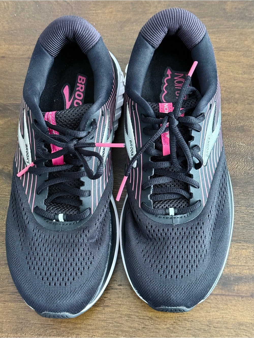 Brooks Women's Black with Pink Accent Running Sneakers